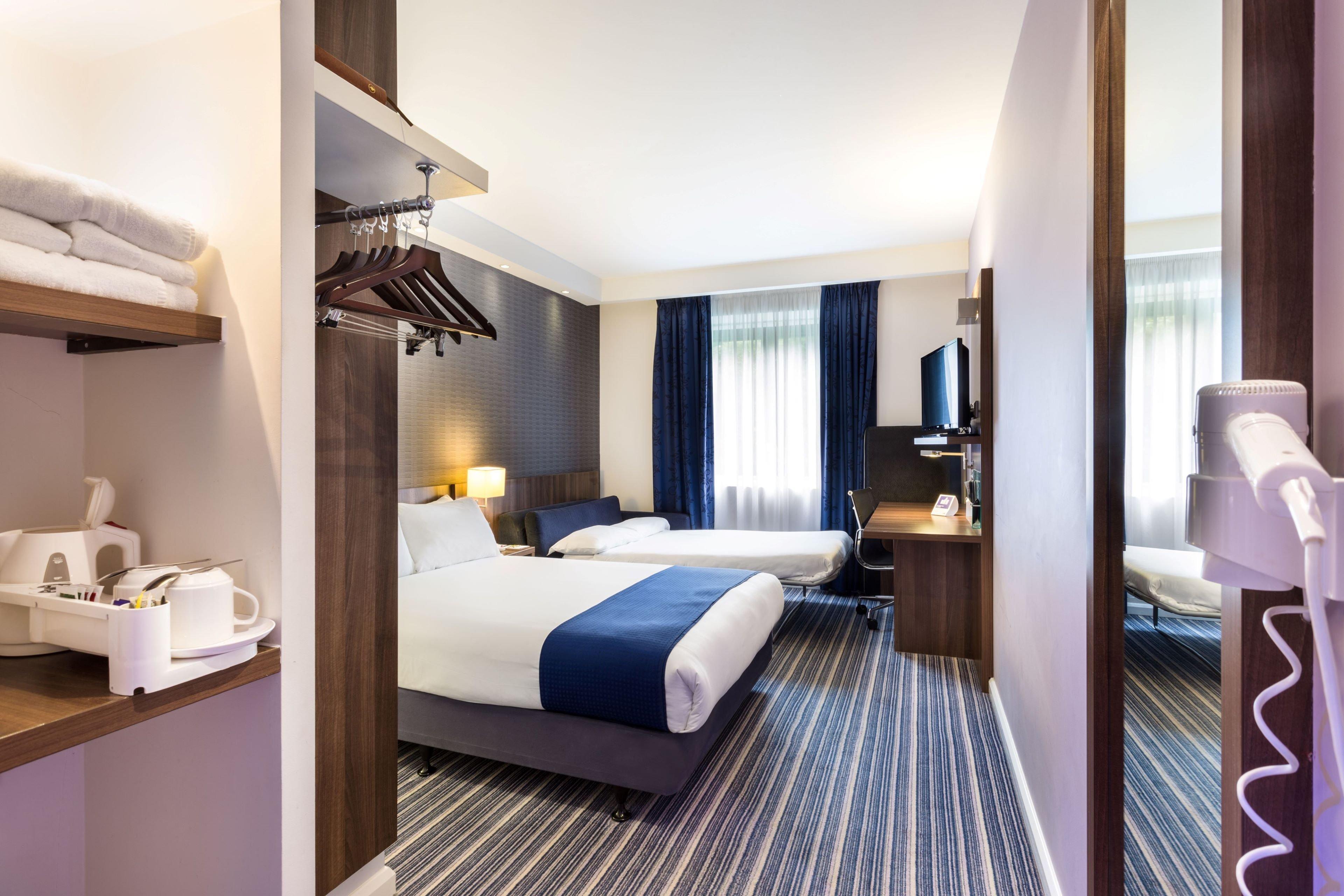 Holiday Inn Express Colchester, An Ihg Hotel Extérieur photo