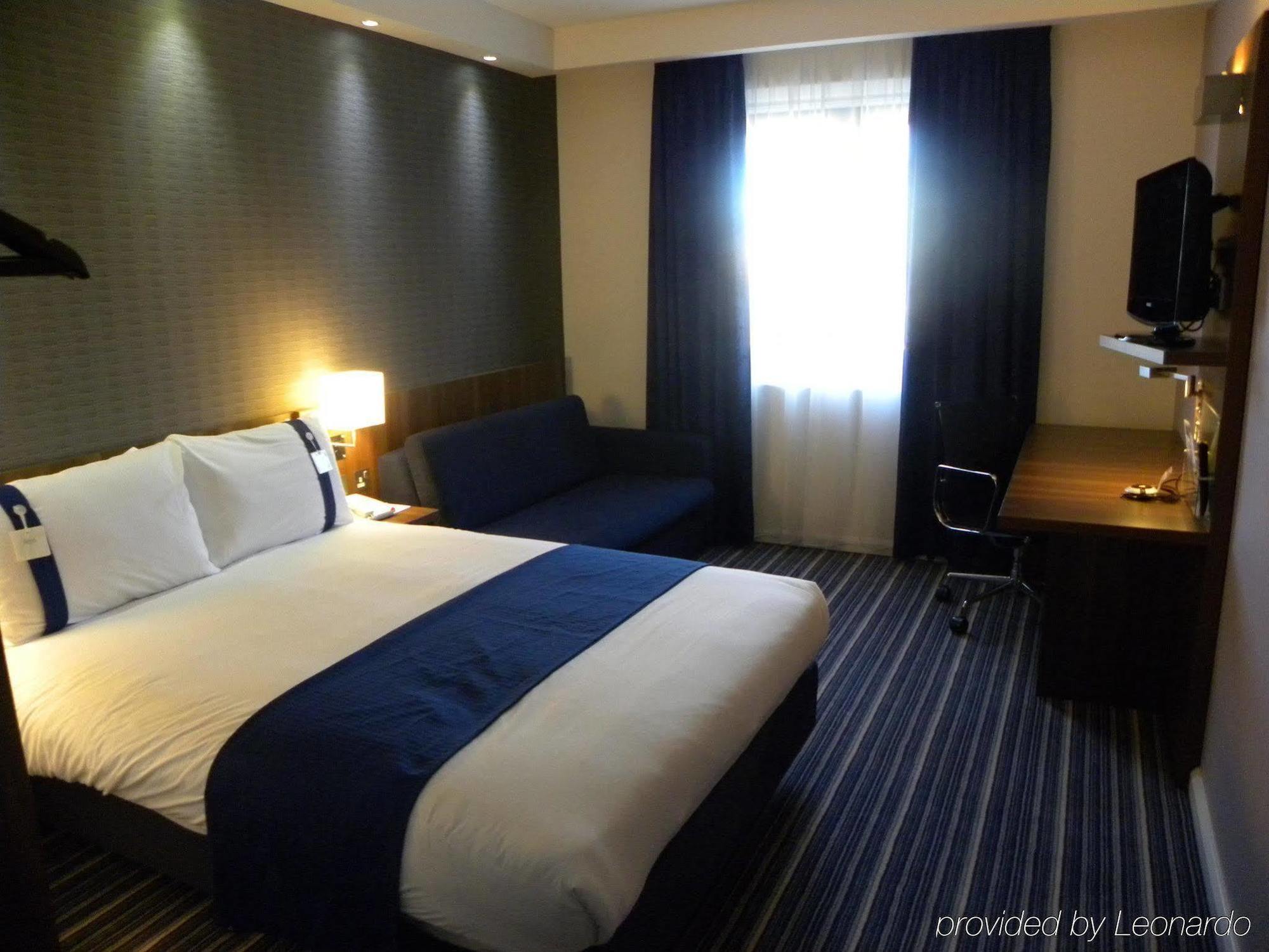 Holiday Inn Express Colchester, An Ihg Hotel Chambre photo